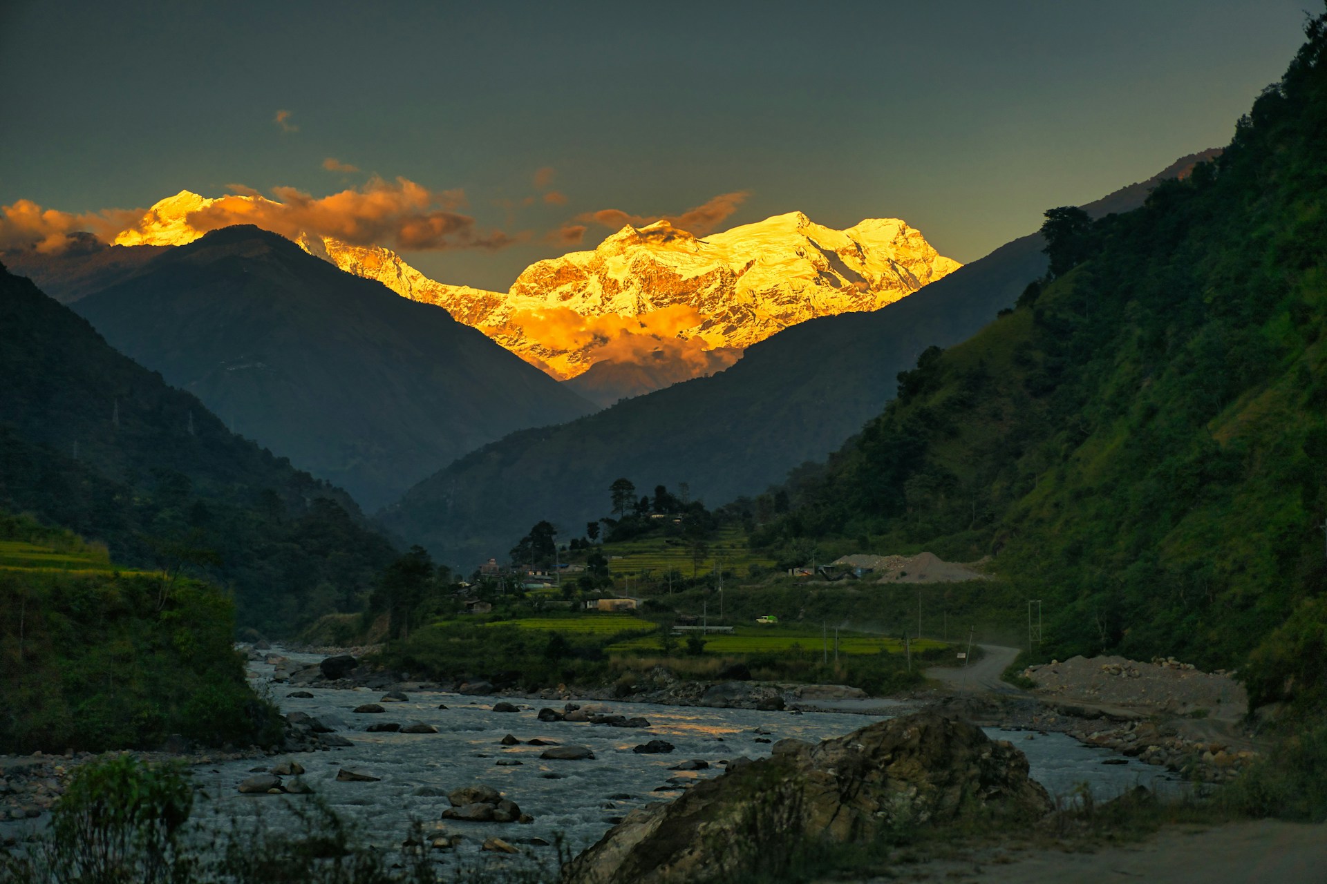 Annapurna Circuit Trek Weather and Temperature 