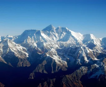 Where Is Mount Everest? Guide to the Location, Height, Facts & More